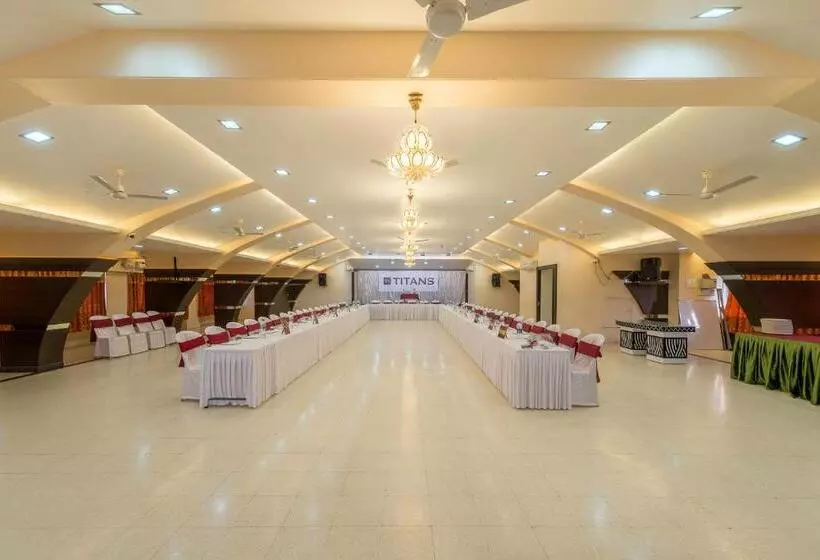 فندق Treebo Green Park