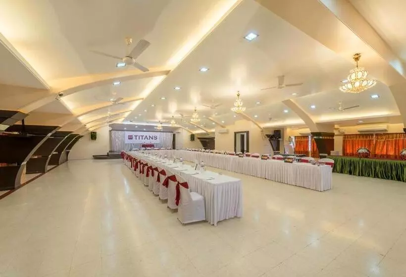 فندق Treebo Green Park