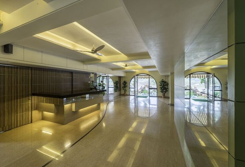 호텔 Treebo Green Park