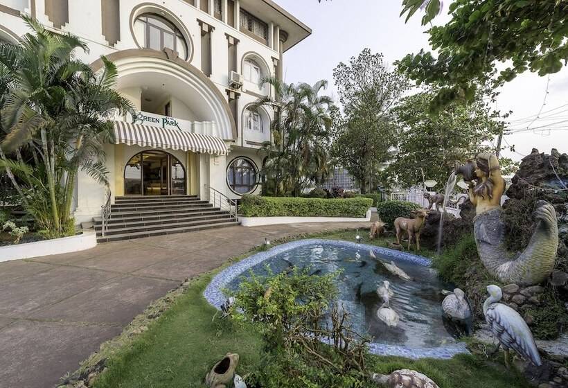 호텔 Treebo Green Park