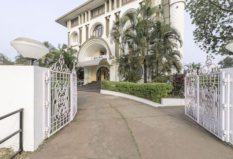 호텔 Treebo Green Park