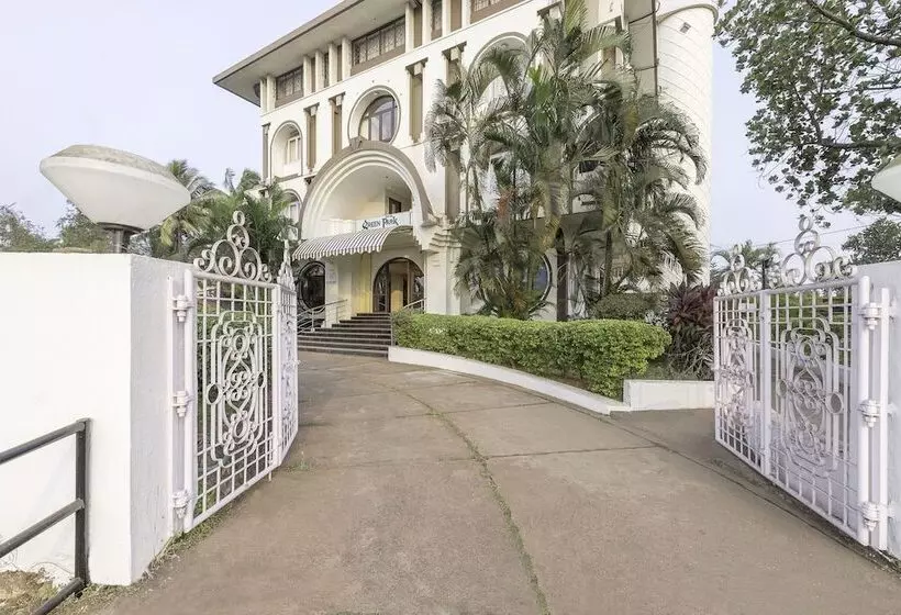 فندق Treebo Green Park