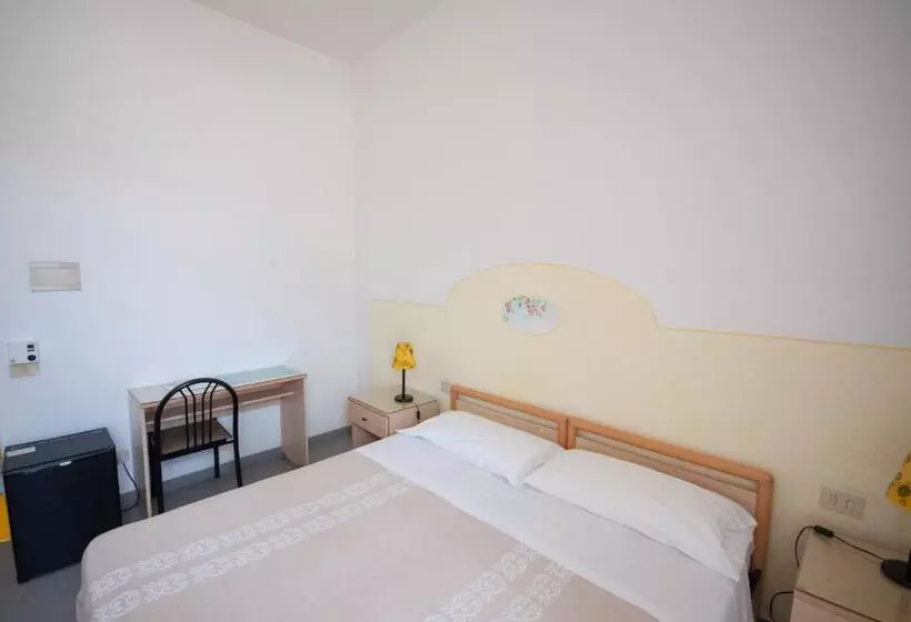 هتل Villa Cecilia