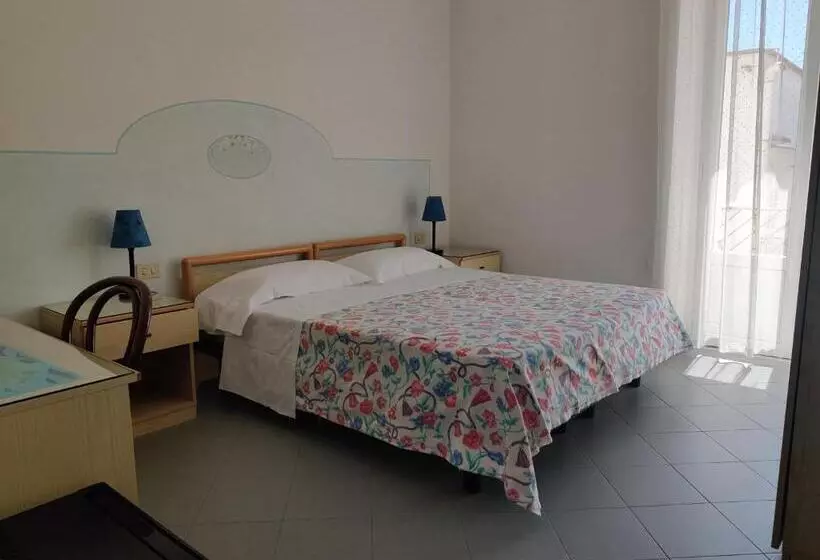 هتل Villa Cecilia