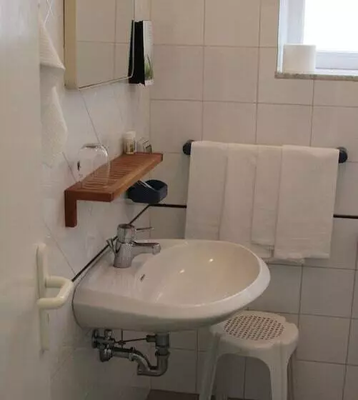 هتل Villa Cecilia