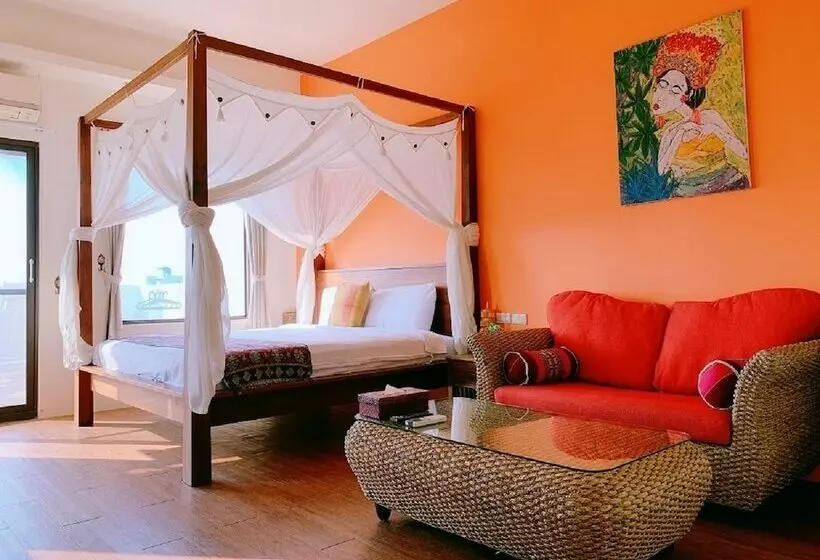 تختخواب و صبحانه Ibali Hostel