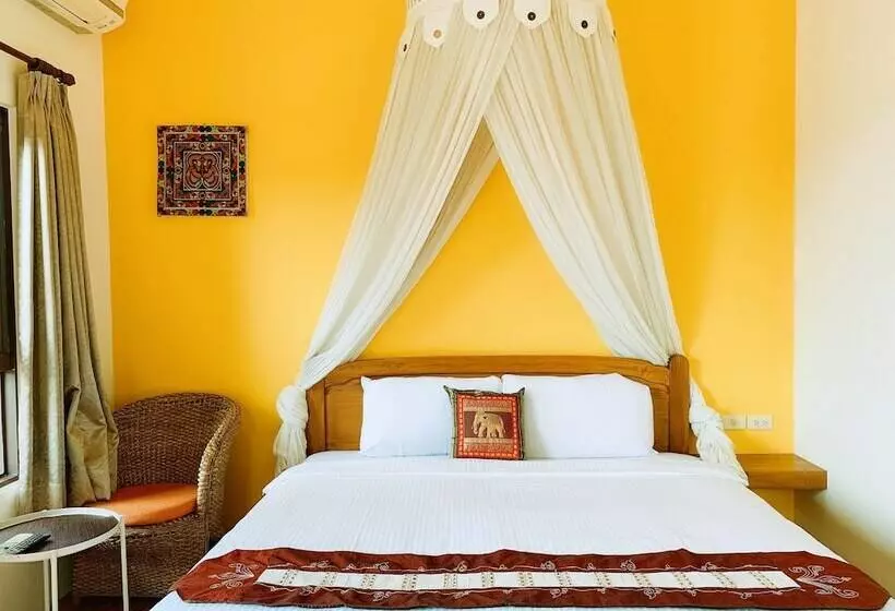 تختخواب و صبحانه Ibali Hostel