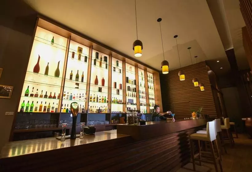 Nirvana Hotel And Resort