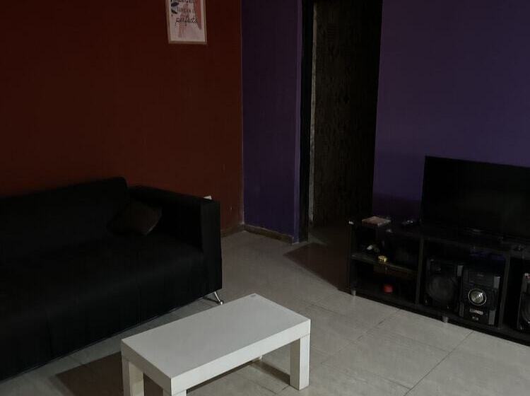 پانسیون Liza House Ezeiza Airport