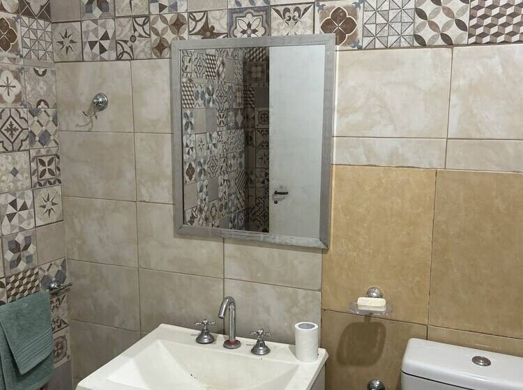 پانسیون Liza House Ezeiza Airport