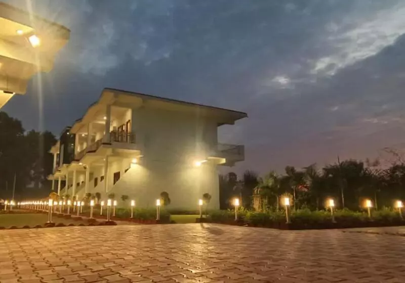 Kuyal Corbett Resort