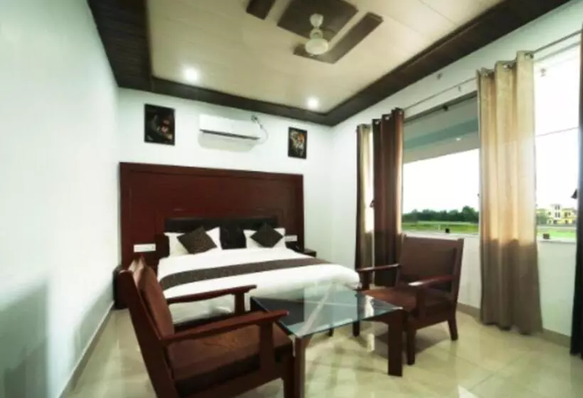 Kuyal Corbett Resort