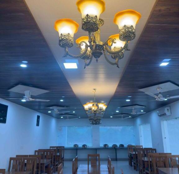 Kuyal Corbett Resort