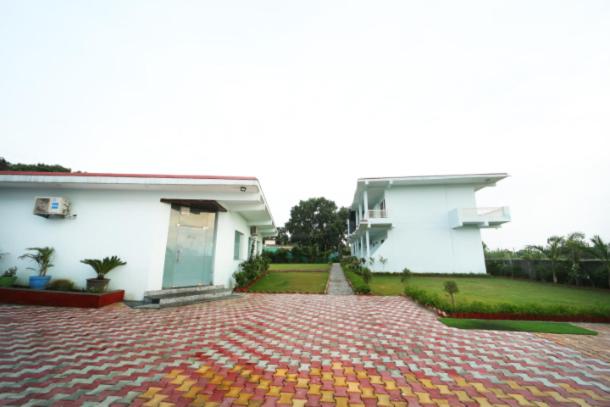 Kuyal Corbett Resort