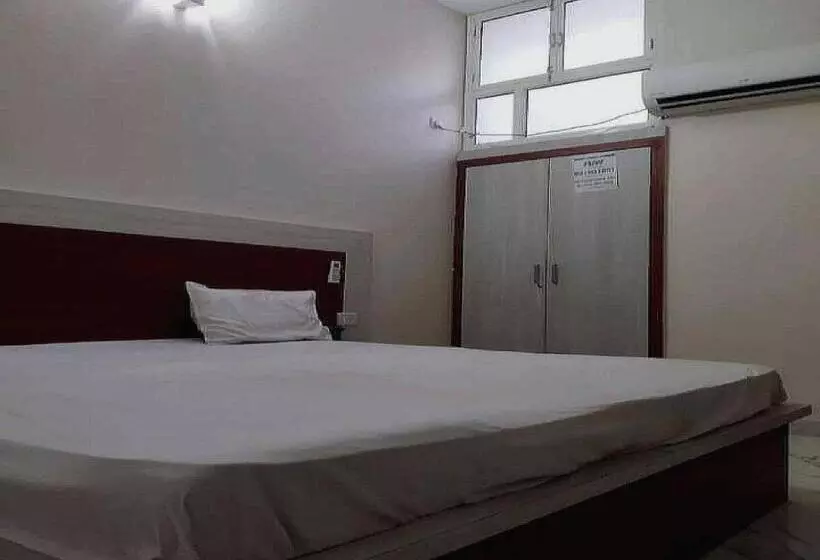 O G Hotel Happy Home