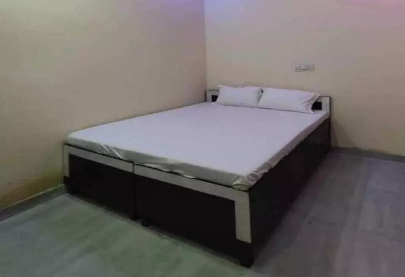 O G Hotel Happy Home