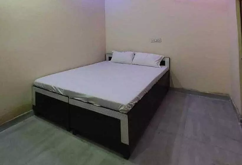 O G Hotel Happy Home