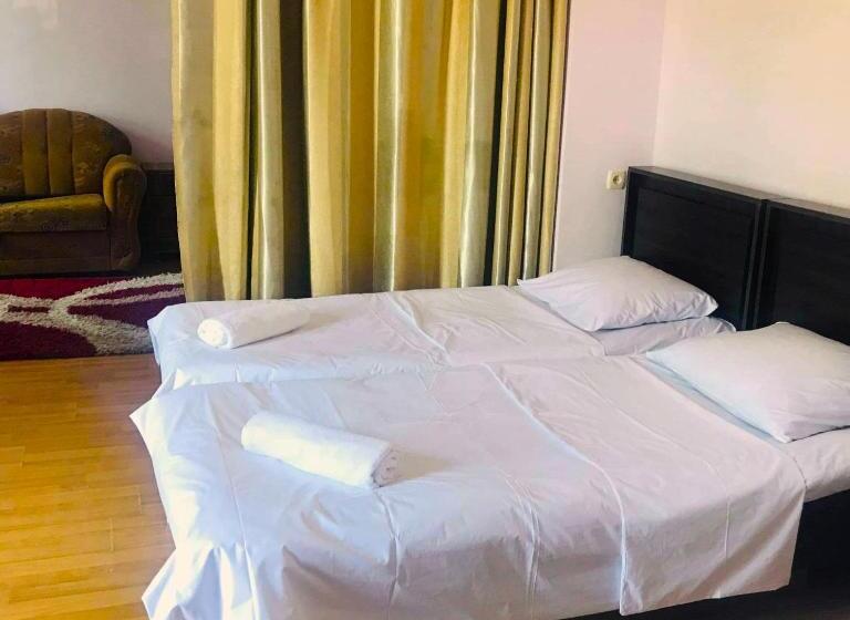 هتل Albatros Shekvetili