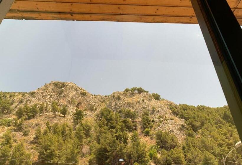 هتل Aragosta Shengjin