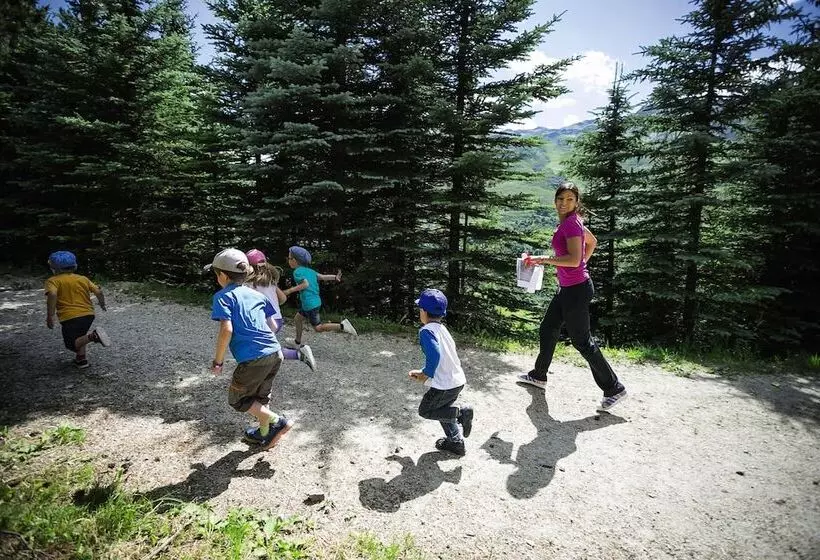 Hotelli Belambra Clubs Les Menuires  Neige Et Ciel