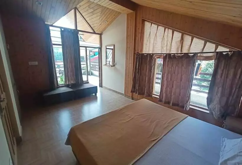 هتل Goroomgo Daddy S Manali