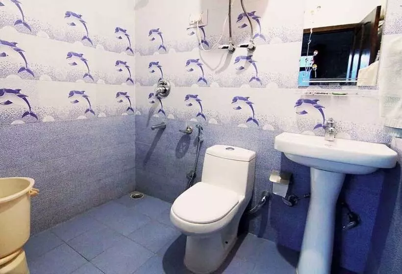 هتل Goroomgo Daddy S Manali