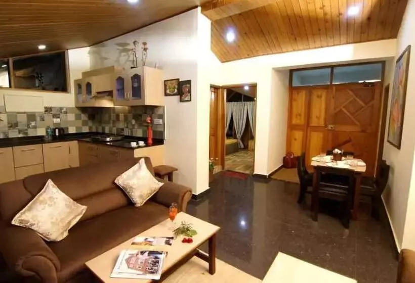 هتل Goroomgo Daddy S Manali