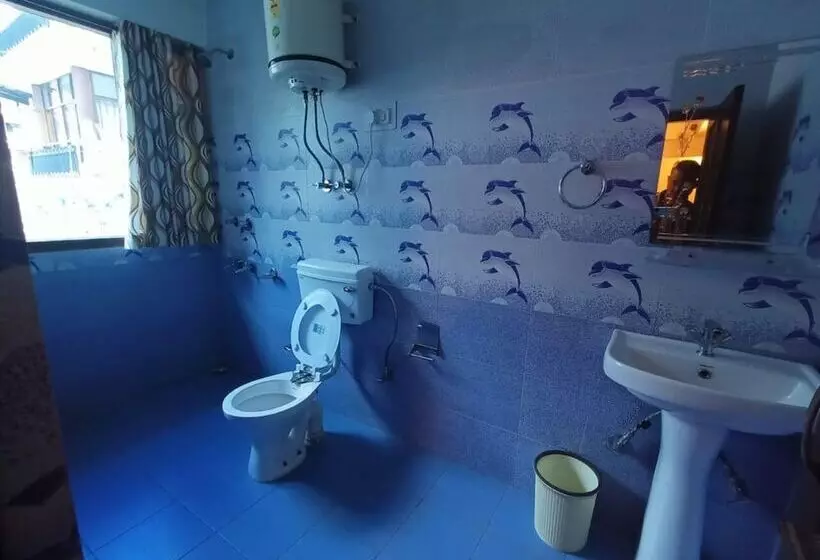 هتل Goroomgo Daddy S Manali