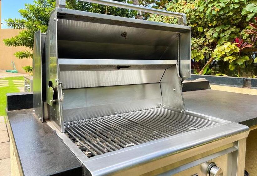 Отель Mana Kai Maui