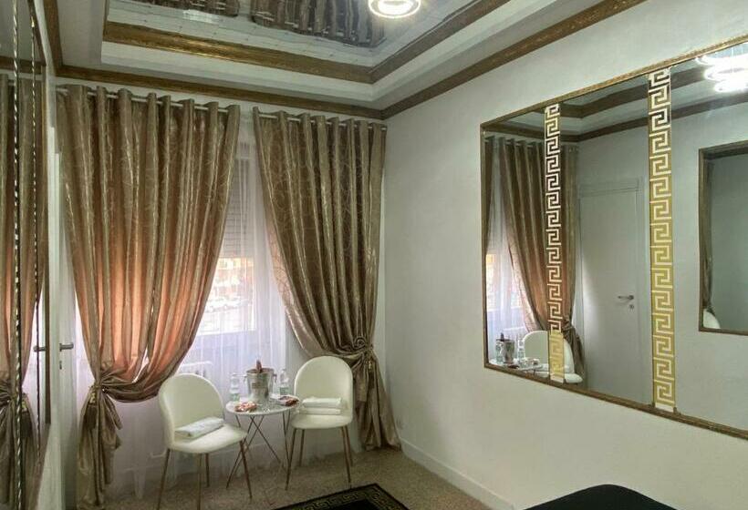 פנסיון Roma Suite Idromassaggio
