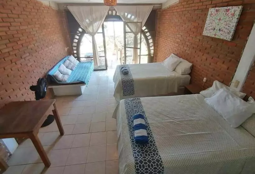 Retkeilymaja Posada Casa San Agus