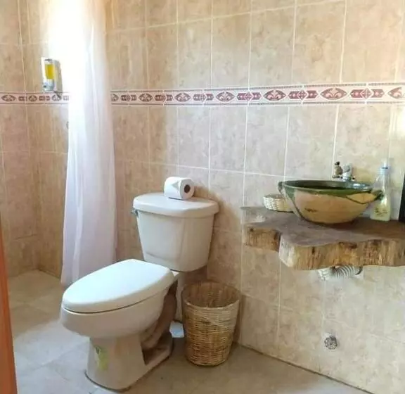 Retkeilymaja Posada Casa San Agus