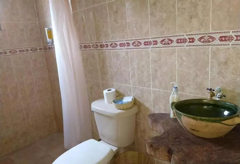 Retkeilymaja Posada Casa San Agus