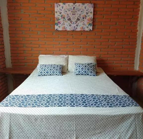 Retkeilymaja Posada Casa San Agus