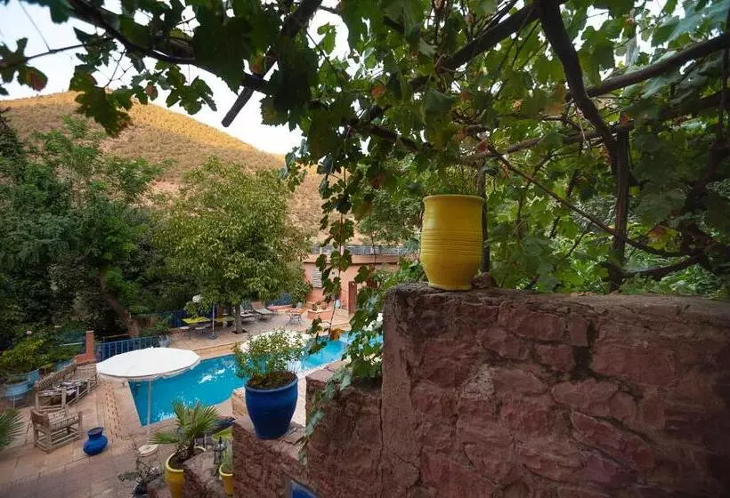 Aamiaismajoitus (B&B) Auberge Le Maquis