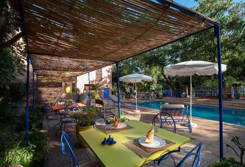 Aamiaismajoitus (B&B) Auberge Le Maquis