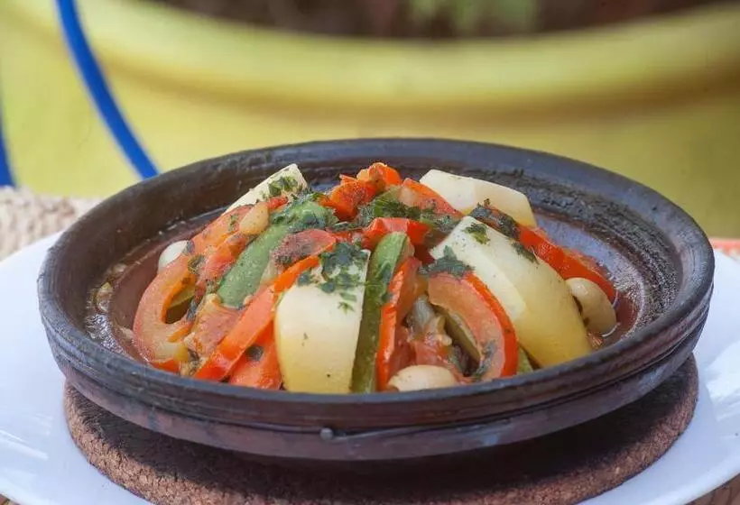 Aamiaismajoitus (B&B) Auberge Le Maquis