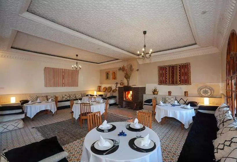 Aamiaismajoitus (B&B) Auberge Le Maquis