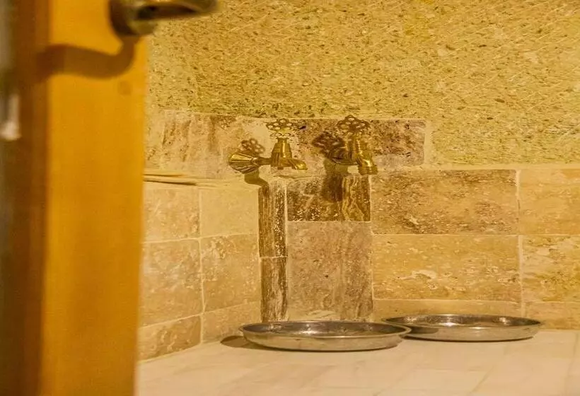 ベッドアンドブレックファースト Junior Ottoman Cave