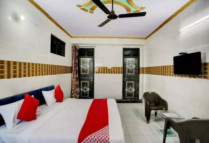 Flagship Hotel D S Palace