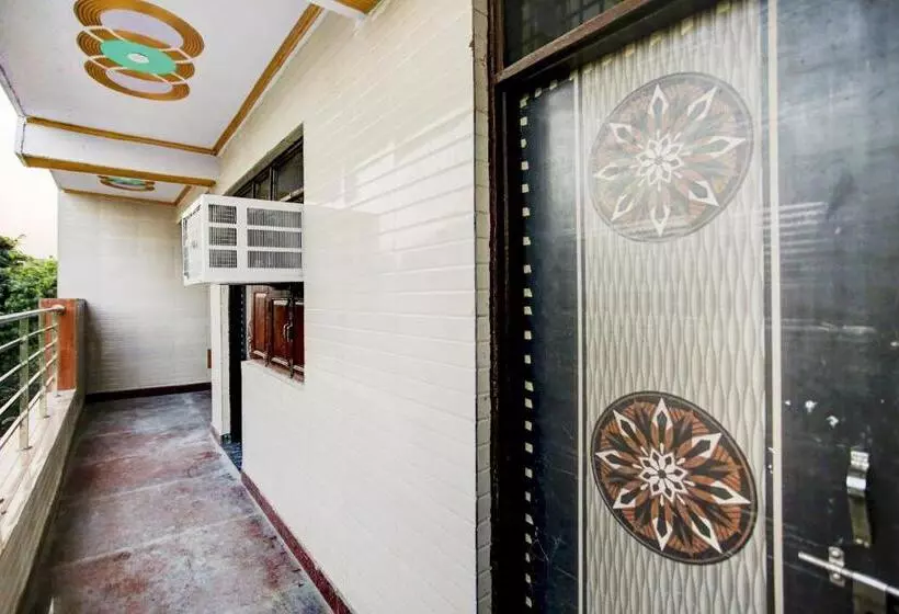 Flagship Hotel D S Palace