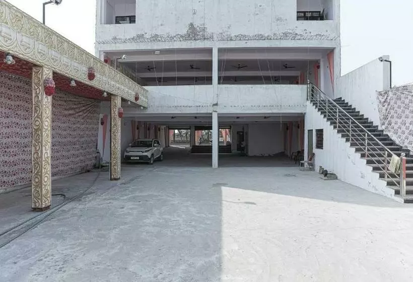 ホテル Kaka Ji Palace By Wb Inn