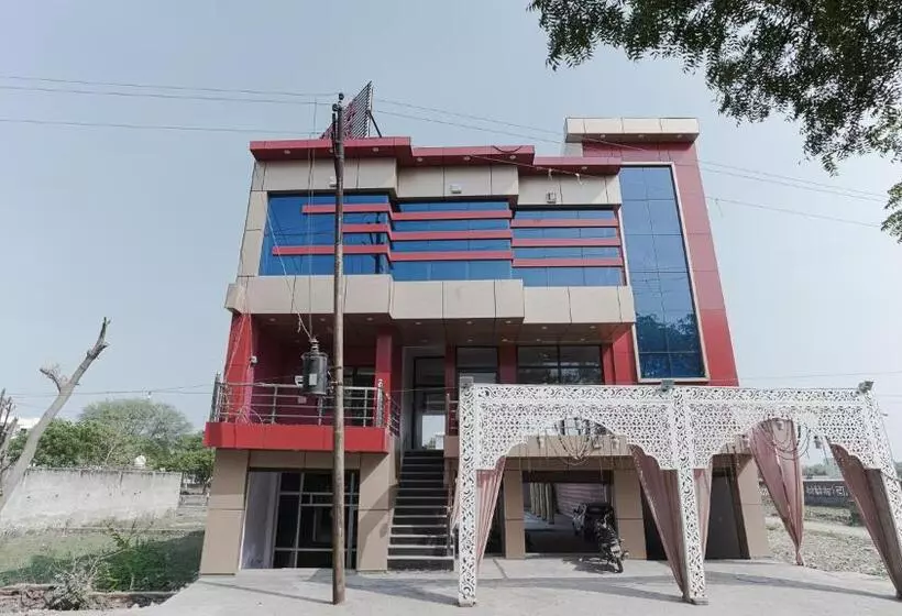 ホテル Kaka Ji Palace By Wb Inn