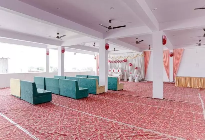 ホテル Kaka Ji Palace By Wb Inn