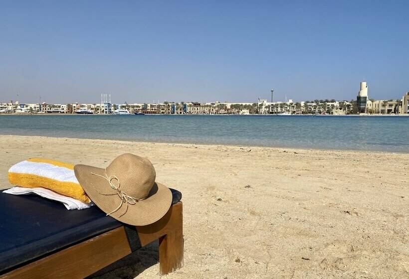 هتل Marina View Port Ghalib