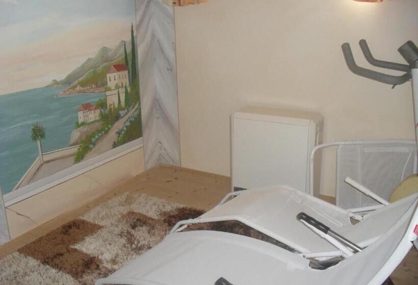 ペンション Gästehaus Waldruh