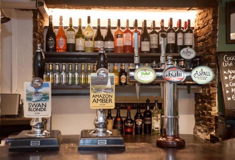 הוסטל The Hare And Hounds, Levens