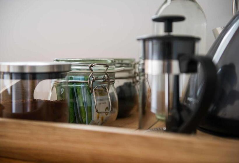 הוסטל The Hare And Hounds, Levens