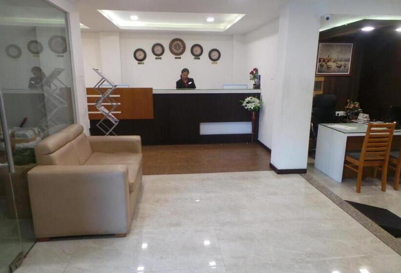 בית מלון כפרי Saas Residency