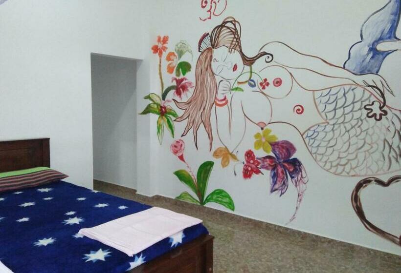 پانسیون Charith Home Stay